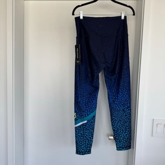 Peloton NWT - high waist leggings - XL - Picture 4 of 5